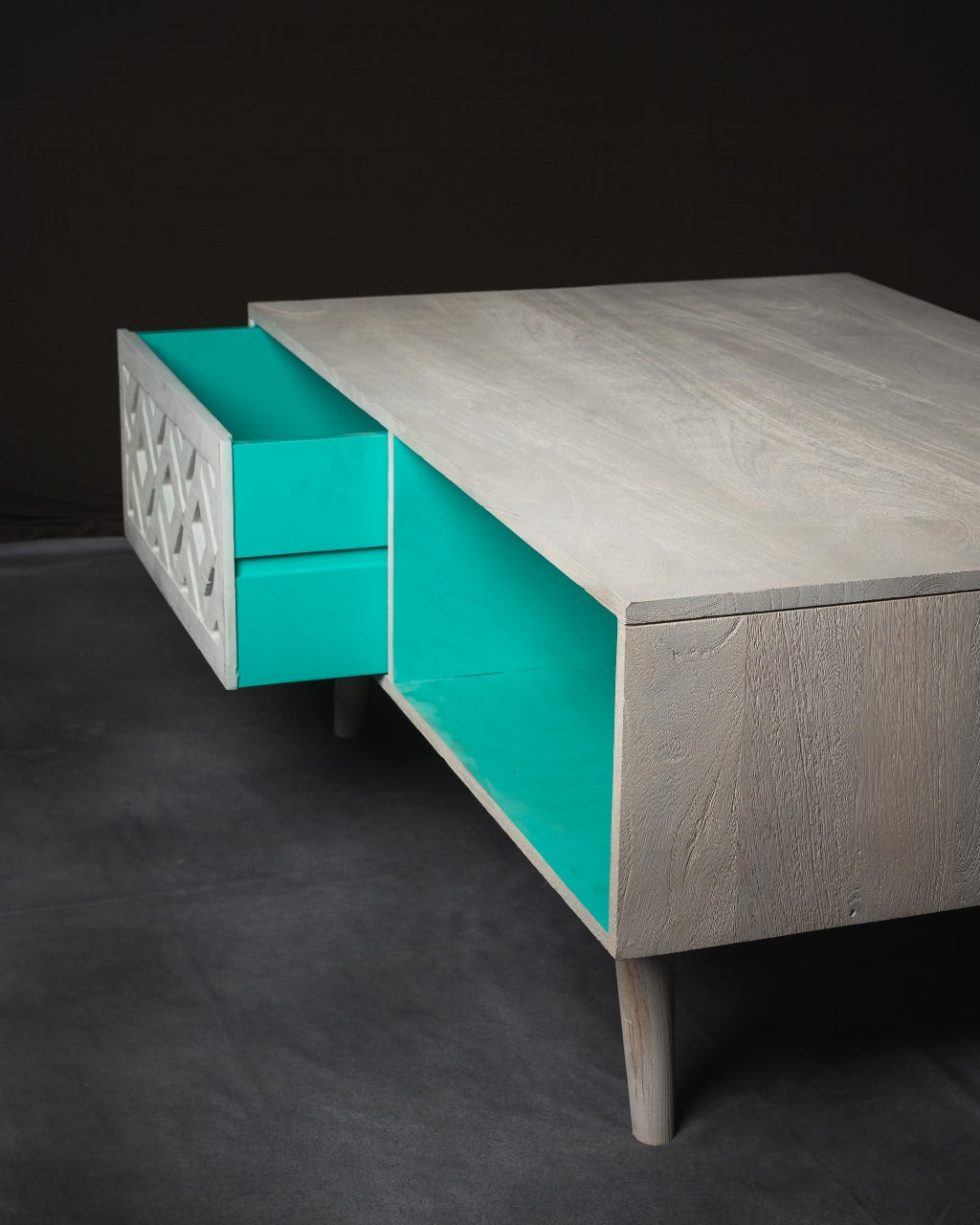 Mango Wood Sandblasted Coffee Table – CNC Intricacy & Timeless Style