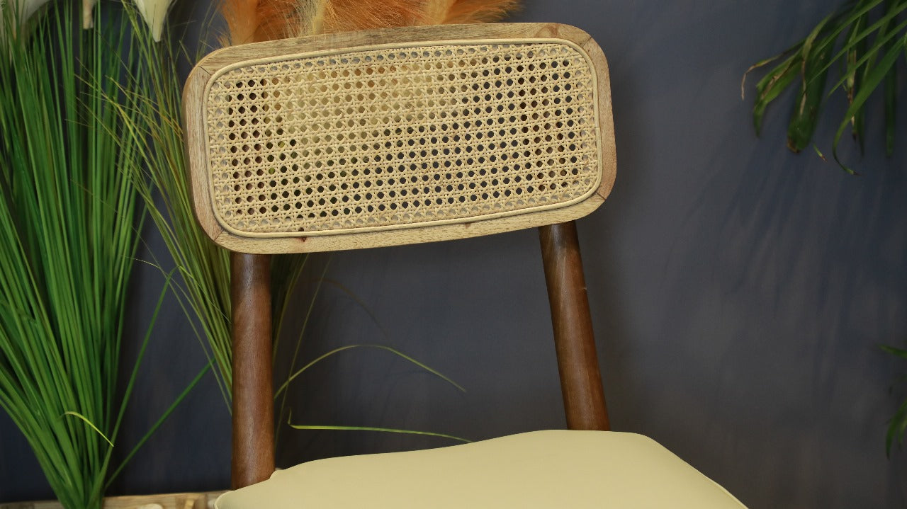 Artēmish Caning Chair – Textured Elegance – Stylish Comfort – 47.5 x 55 x 87.5 cm