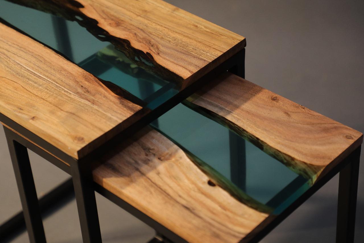 Acacia Wood Epoxy River Table – Contemporary Elegance