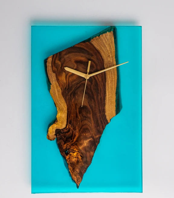 Live Edge Wall Clock